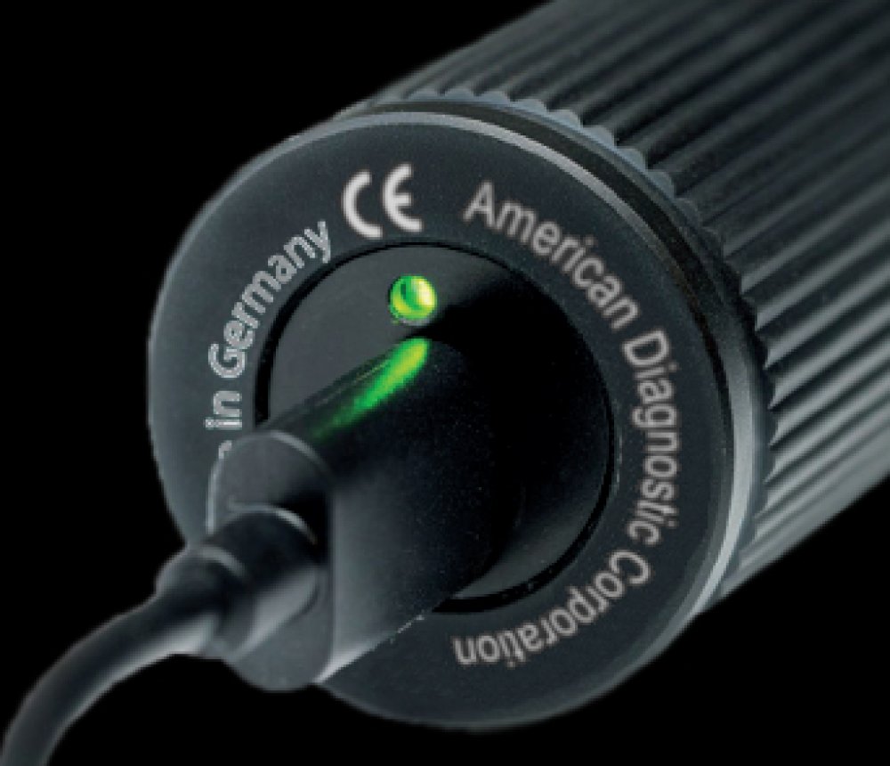 En!gmatic.Orienta|T™  mmoption A28100-051 - Omnetics Connector Corp.